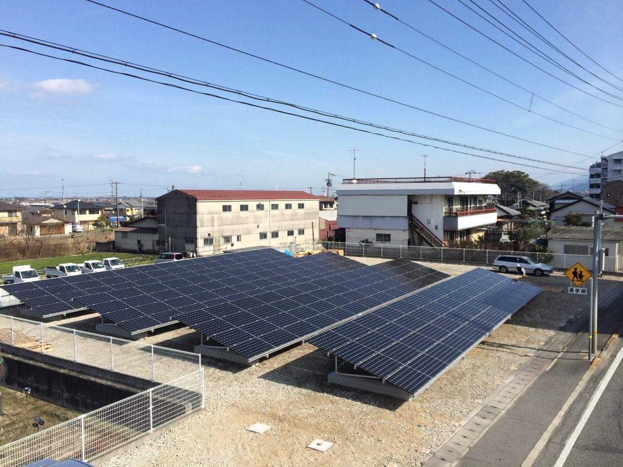 太陽光愛媛県いよ小松発電所のサムネイル