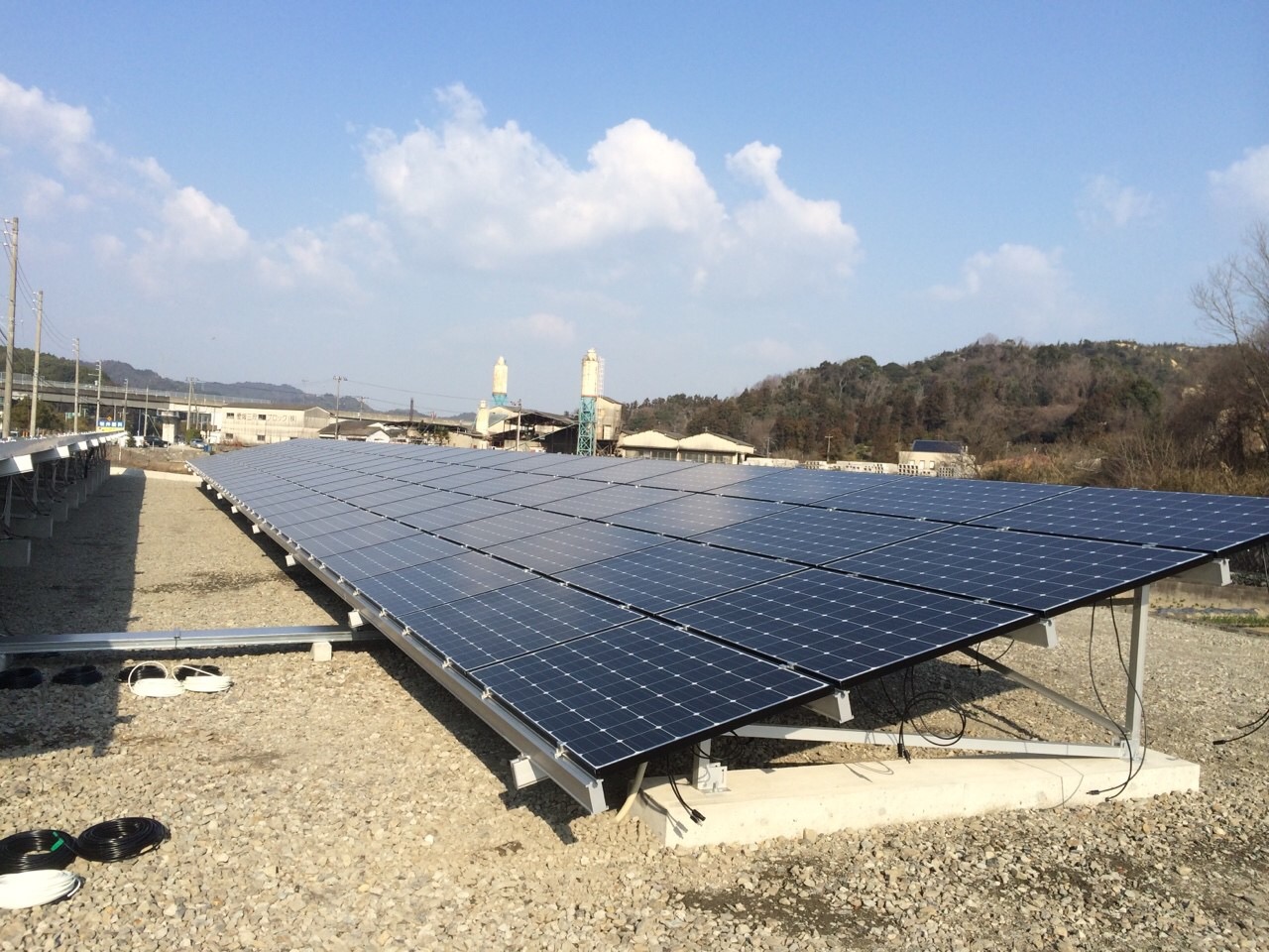 太陽光愛媛県湯ノ浦発電所のサムネイル